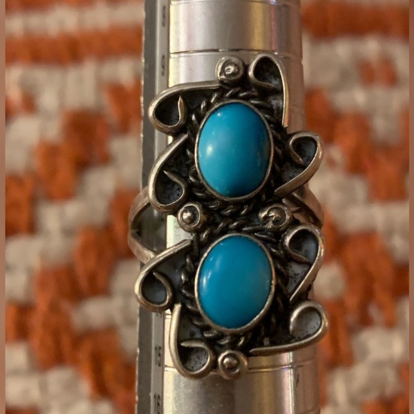 Navajo Turquoise Ring - Picture 1 of 7